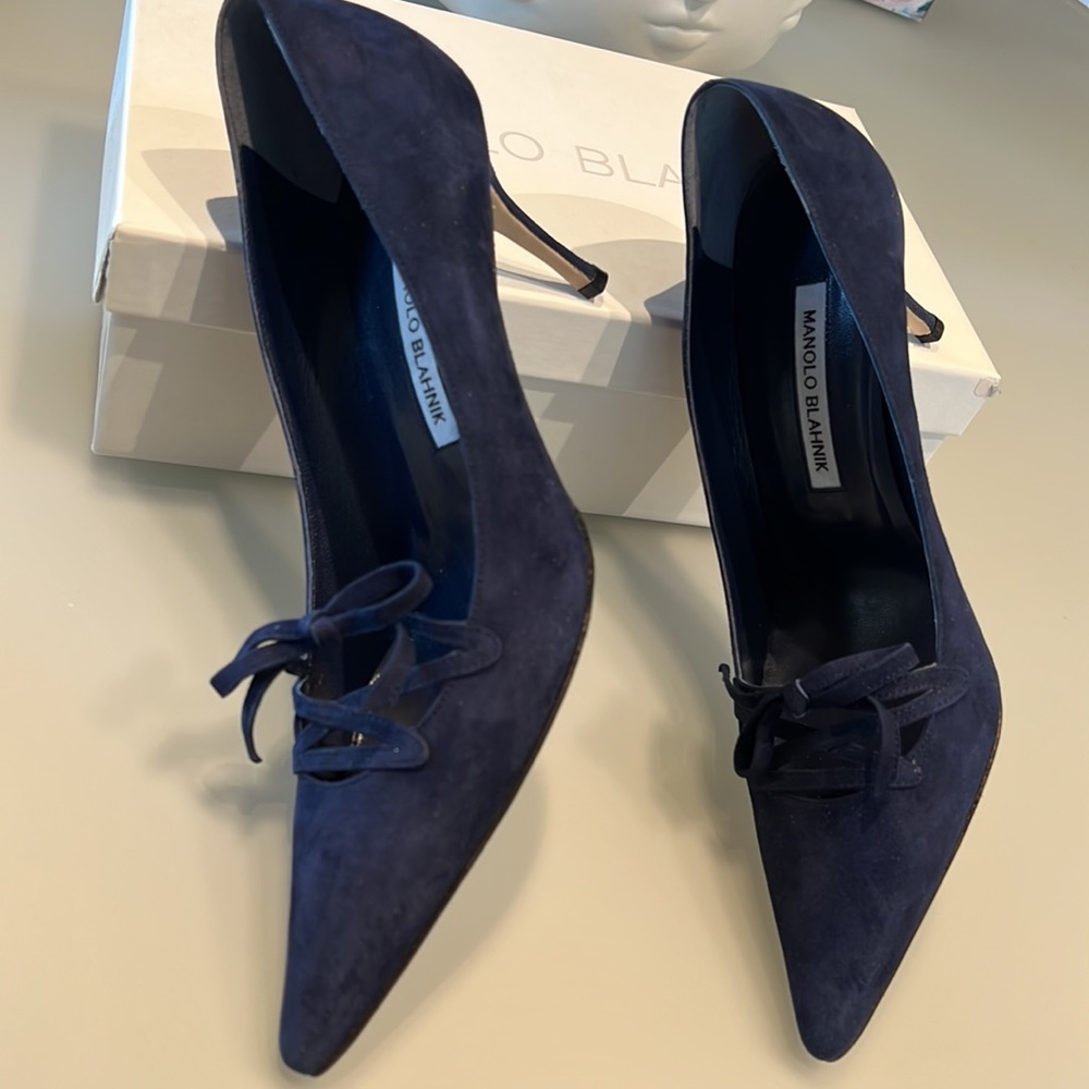 Manolo Blahnik Anieri 70 Navy Suede Pointed Heels NEW - Picture 7 of 8